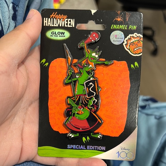 Pink a la Mode Disney Happy Halloween Series - 2023 - Maleficent's Goons Pin - Picture 1 of 1